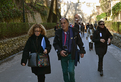 Carolina Molina e Isacio Rodriguez, en una de las rutas organizadas tras la celebración de las II Jornadas de Novela Histórica 