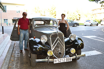 Vanesa López y Ángel García Tamayo, junto al 11 Ligero/A.A.