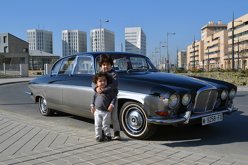 Vehículos singulares, 94: Javier y Jaime Pinto y su Jaguar 420 G de 1969