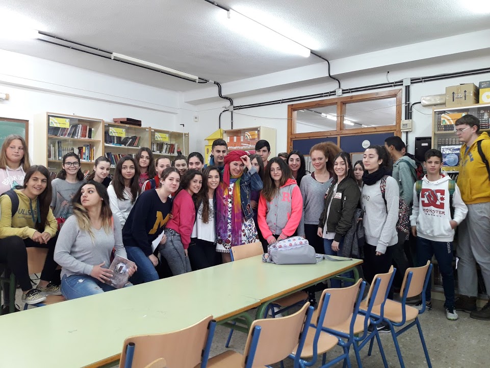 Crónica de un encuentro (Alumnos del IES Mediterráneo de Salobreña, una profesora y Esther López, autora de ‘Historia de SamSara’, cuentan la experiencia)