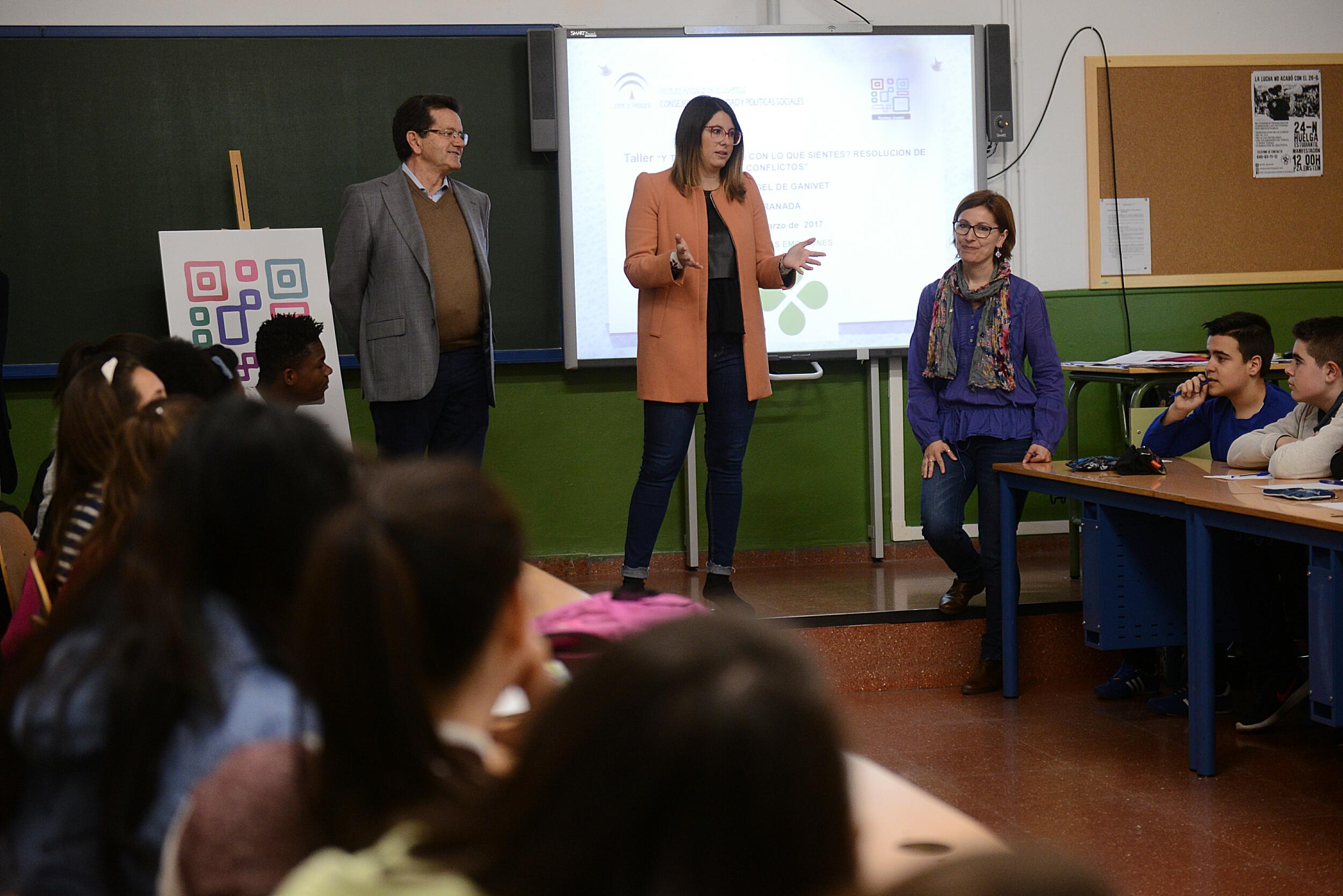 La Junta forma a 2.800 jóvenes como mediadores contra la discriminación, el acoso escolar y el uso adecuado de las redes