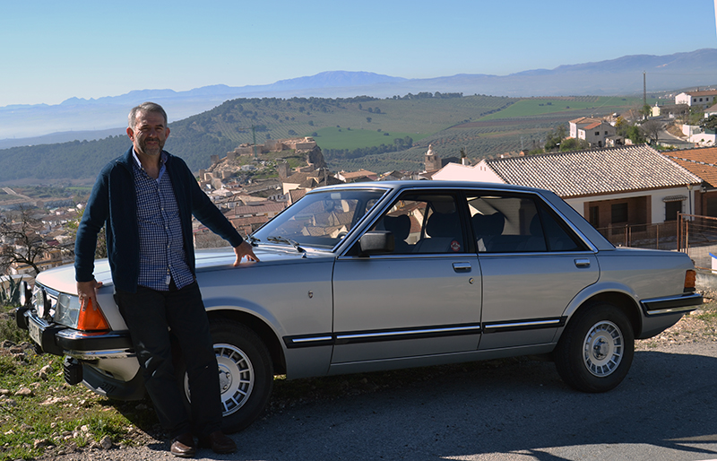 Vehículos singulares, 99: Manuel Ruiz y su Ford Granada Ghia 2.8i de 1984