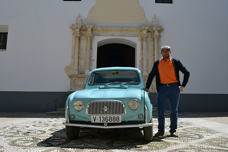 Vehículos singulares, 109: Pedro José Padilla Lozano y su Renault 4L Super de 1964