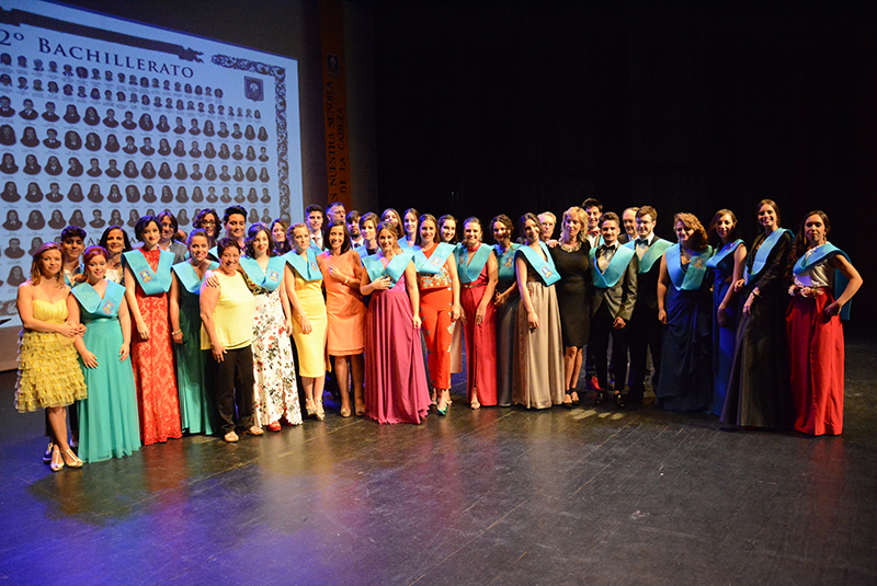 Velada inolvidable para los 120 alumnos graduados del IES Nuestra Señora de la Cabeza de Andújar