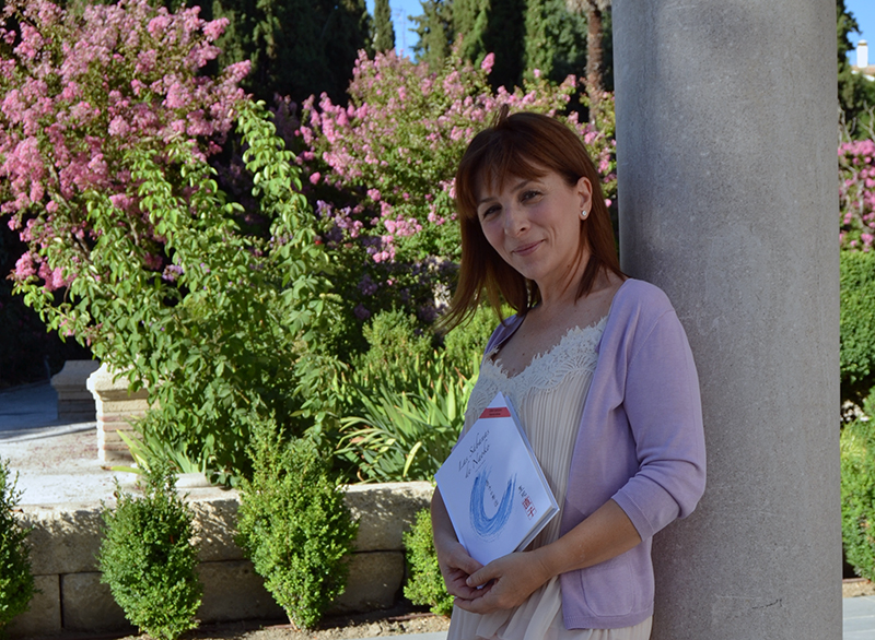 Pilar Ferrer presenta en el Cuarto Real su libro-amuleto, ‘Las sábanas de Naoko’