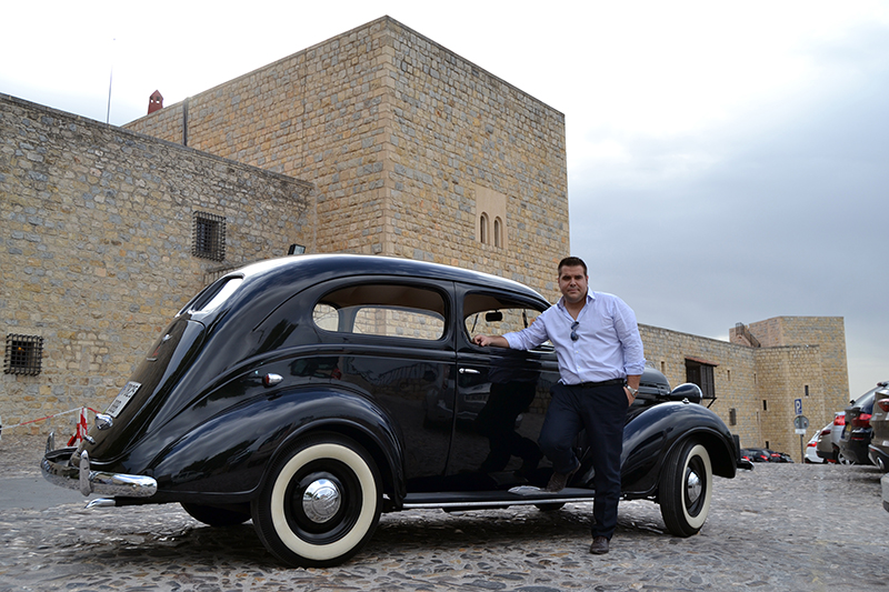 Vehículos singulares, 133: David Esteban Muñoz y su Plymouth de 1937