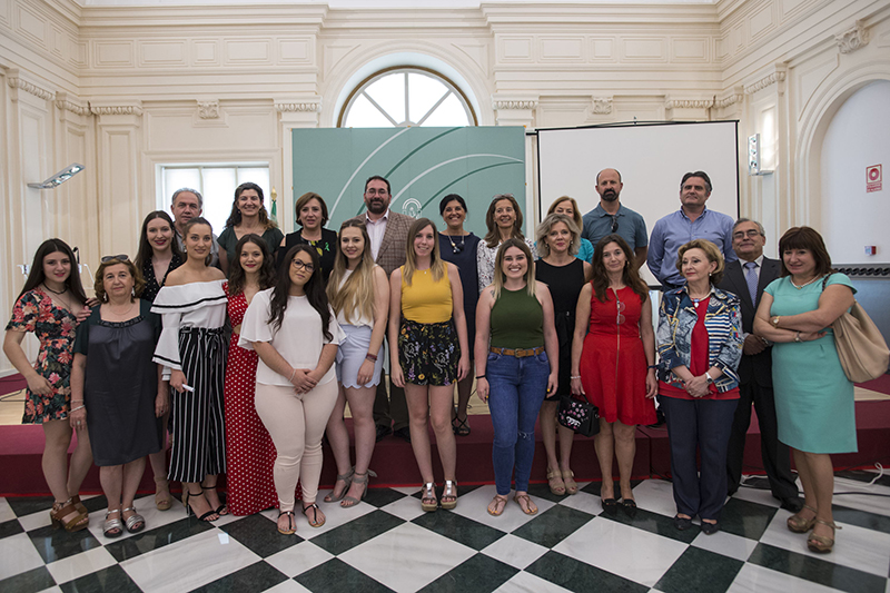 Estudiantes de Anatomía Patológica del CPIFP Aynadamar finalizan sus prácticas en el Instituto de Medicina Legal