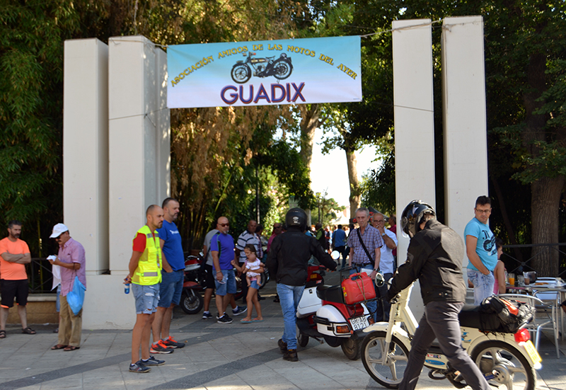 Vehículos singulares, 173: XXIII Concentración de Motos de Época de AMDA Guadix