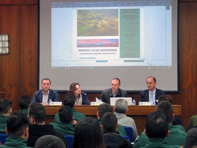 El Delegado de Agricultura inaugura las jornadas ‘Decenio para la agricultura familiar’ de la EFA El Soto