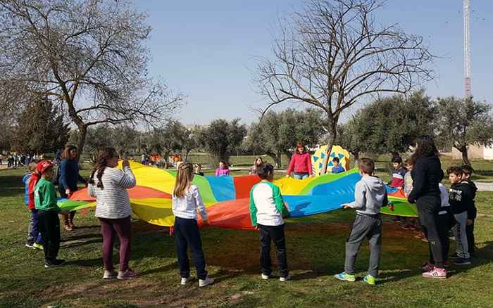 Más de 700 escolares de Cúllar Vega celebran el tradicional ‘Jueves Gordo’