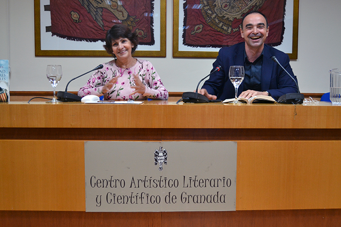 Naturalidad y elegancia narrativa de Jordi Verdaguer en ‘La ciudad de las tres catedrales’