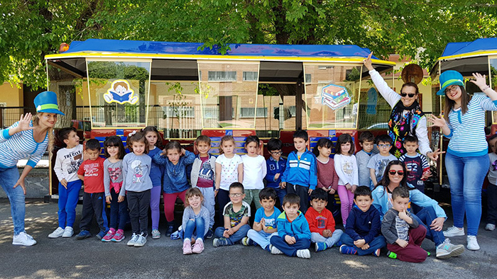 El programa ‘La lectura inunda la Vega’ fomenta la cultura entre los escolares de Huétor Tájar