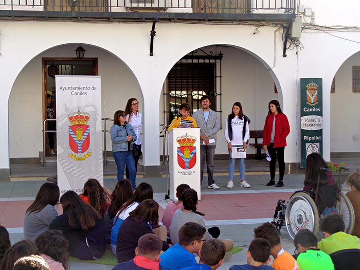 Homenaje público por los 20 años de la revista escolar ‘El Fuerte’ de Caniles