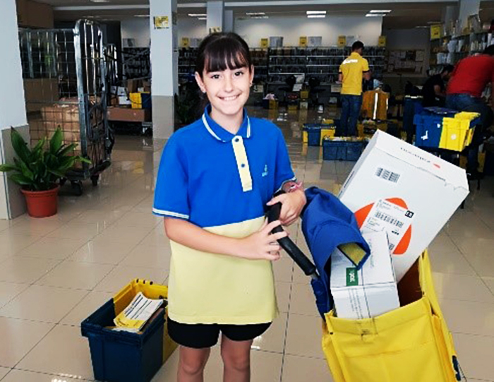 Nadia Dólera premiada en el concurso de dibujo “¿Cómo te imaginas el Correos del futuro?”