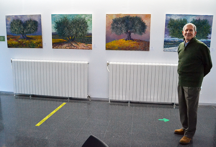 Ramón Moya apoya con su pintura la candidatura del olivar como Paisaje Cultural Patrimonio de la Humanidad