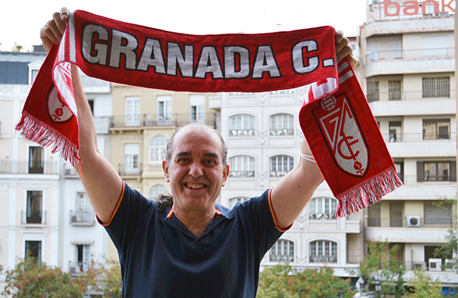 ‘¡Avanzad, granadinos!’, un canto para aficionados y jugadores del Granada C. F.