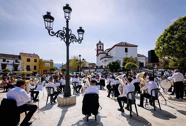 La Plaza de España acoge hoy el XVII Encuentro de Bandas de Otura, que regresa tras la pandemia