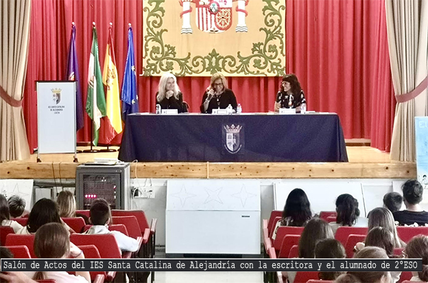 Encuentro literario con Belén Gopegui en el IES Santa Catalina de Alejandría