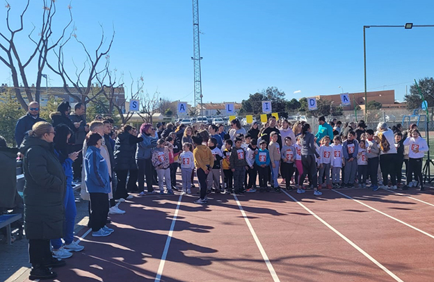 El colegio La Almohada de Belicena recauda 1.700 euros para ayudar a los niños de Ucrania 