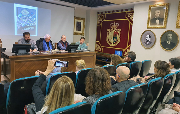 Presentado ‘El Espíritu del Maristán Nazarí’ de Miguel A. Ulecia en el Colegio de Médicos de Granada