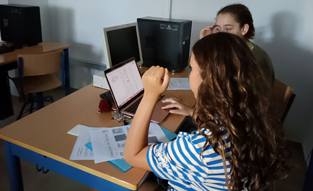 Escribiendo lo que quiero decir: escritura fácil de textos adecuados en inglés, francés y español (1/2)