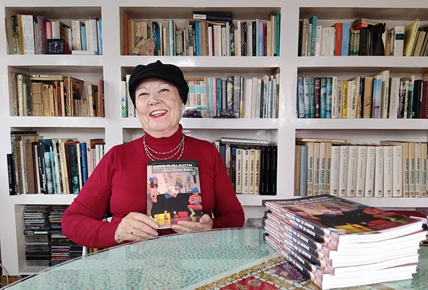 Paqui Sánchez presenta su libro ‘Diarios de una maestra’ en la Facultad de Ciencias de la Educación