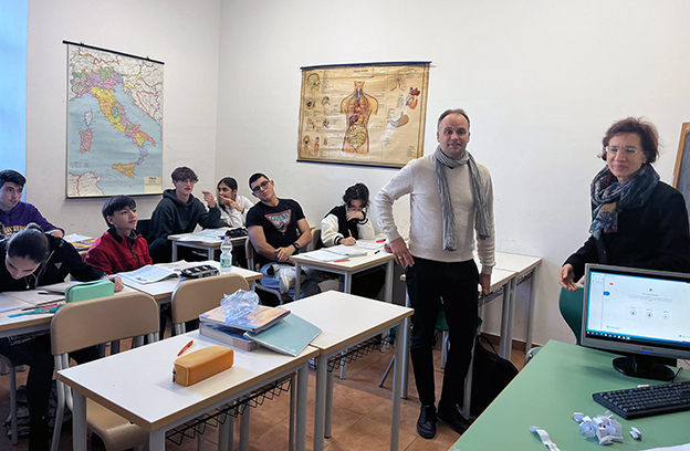 El profesorado del IES Padre Suárez conoce de primera mano las prácticas educativas de Sicilia