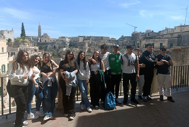 El alumnado del IES Padre Suárez visita el ITS Loperfido Olivetti de Matera