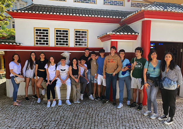 Estudiantes del IES Padre Suárez exploran la educación y la cultura en Coimbra