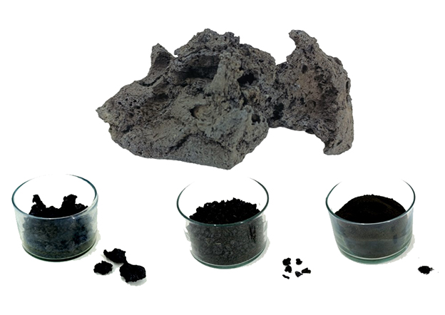 Los ‘tesoros’ de las salas de biología y geología del Museo Suárez (46): Muestras de roca del volcán de Cumbre Vieja (La Palma)