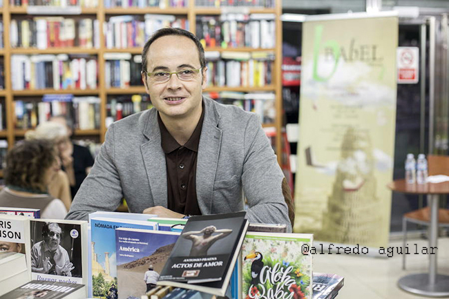 Tercer ‘Café Literario’ en el Colegio La Presentación