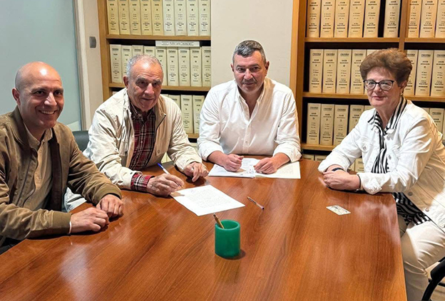 El Ayuntamiento de Otura adquiere y pone a disposición de la Junta un solar para que el IES Escultor Sánchez Mesa pueda tener Bachillerato