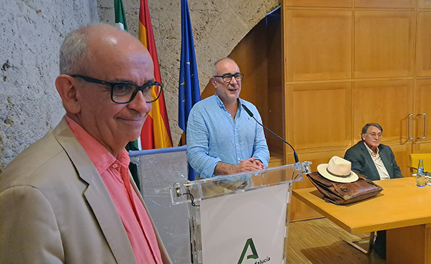 Encuentro con Joaquín Araújo: ‘Las aves de la Alhambra o del color de los cantos’