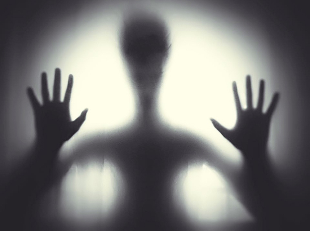 El relato del domingo, por Pedro Ruiz-Cabello (44): Fantasmas en el pueblo