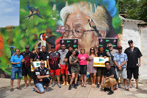 El pueblo de Granada que está convirtiendo sus calles en un museo de arte urbano