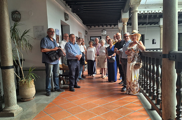Tejados que cuentan historias: la mirada inesperada del Centro de Lenguas Modernas
