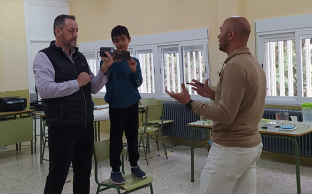 Aprender haciendo: reflexiones de un docente sobre Confucio, Xunzi y la práctica educativa