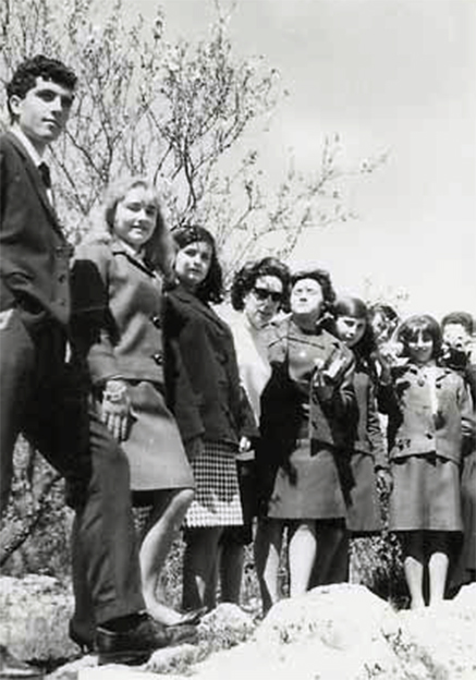 El amanecer con humo. Benalúa de las Villas… Hijos Dulces de Dios (IX-B)