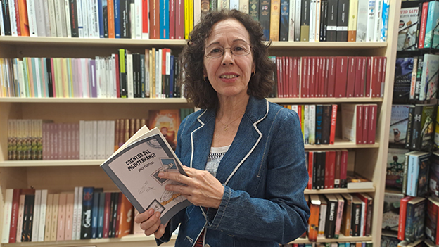 Ayes Tortosa: «He construido los cuentos en base al binomio retrato-anécdota de personajes peculiares, muy mediterráneos»