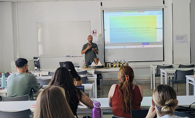 Innovación educativa enraizada en el territorio: nuestra experiencia en la Universidad de Granada