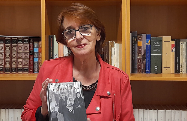 Teresa Salcedo: «La novela es un homenaje a las mujeres de la estirpe familiar, en especial a mi madre»
