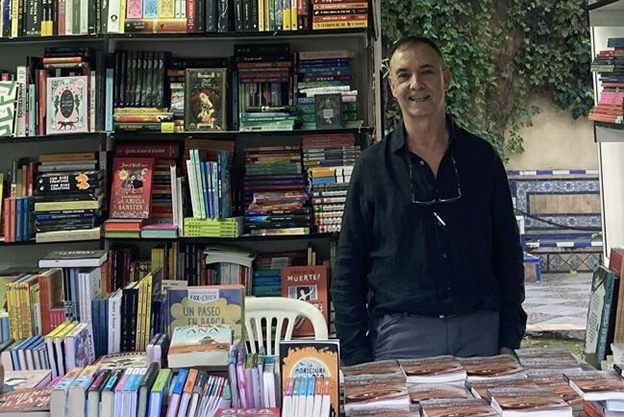 Walter H. Océano: «Lo que más me ha costado escribir ha sido las partes que muestran a los personajes que viven sin tecnología»