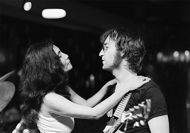 José A. Delgado: «Y John Lennon se fue hace cuarenta y cinco años»