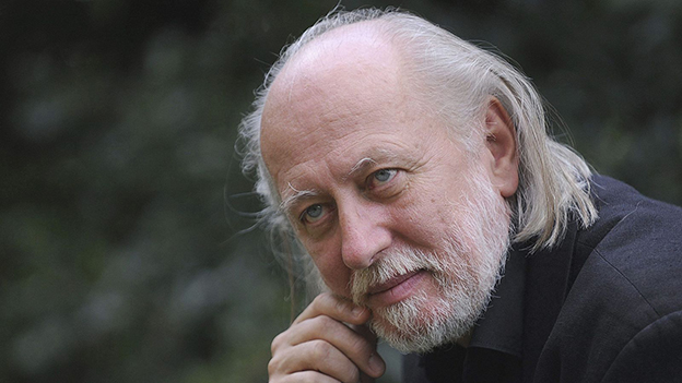 Miguel Arnas Coronado: «¿Quién es László Krasznahorkai? Un narrador en la Puszta húngara»