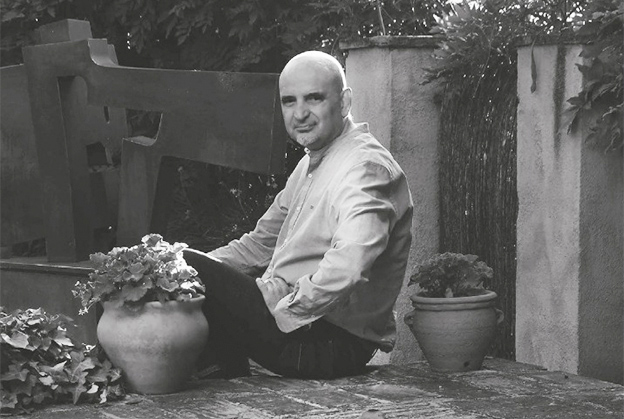 Francisco Acuyo presenta su último libro, ‘Arte: la vida en busca de sentido’, en la sede del Ateneo de Granada