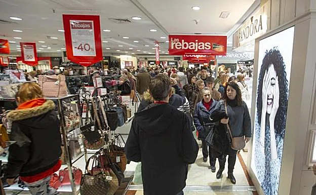 Ana Barea Arco: «Las rebajas de enero»