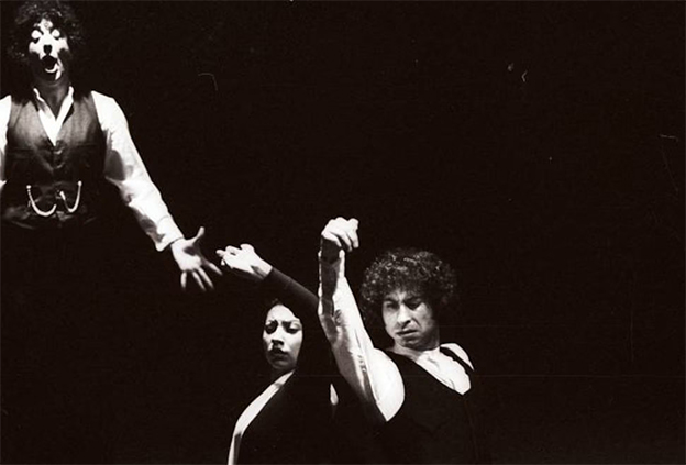 Juan Mata Anaya: «El grito de entonces en el mundo de hoy. (A propósito de cincuentenario del estreno de ‘Camelamos naquerar’)»