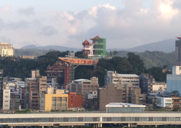 Juan Franco Crespo: «Pinceladas asiáticas: Keelung – Taiwán»