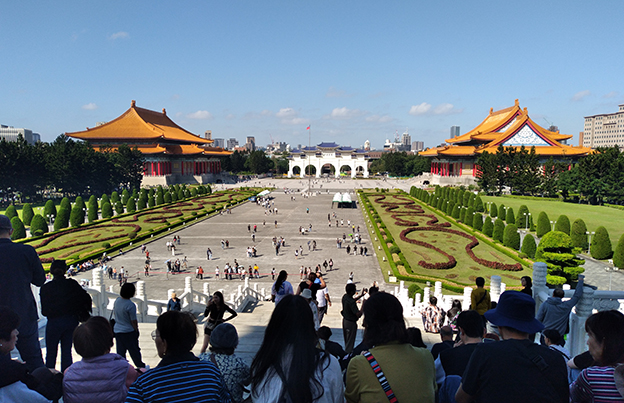 Juan Franco Crespo: «Pinceladas asiáticas: Taipei – Taiwán»