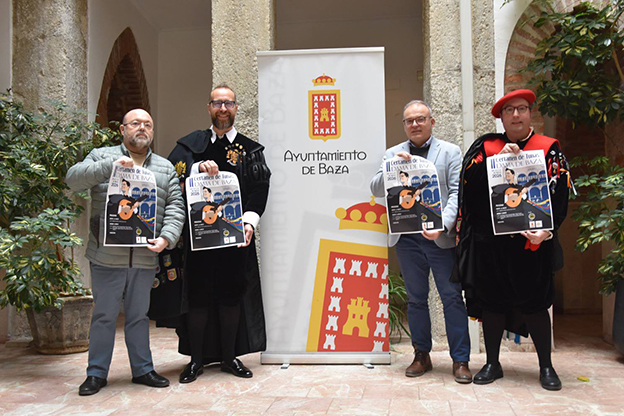 Las tunas rondan a Baza y a su Dama